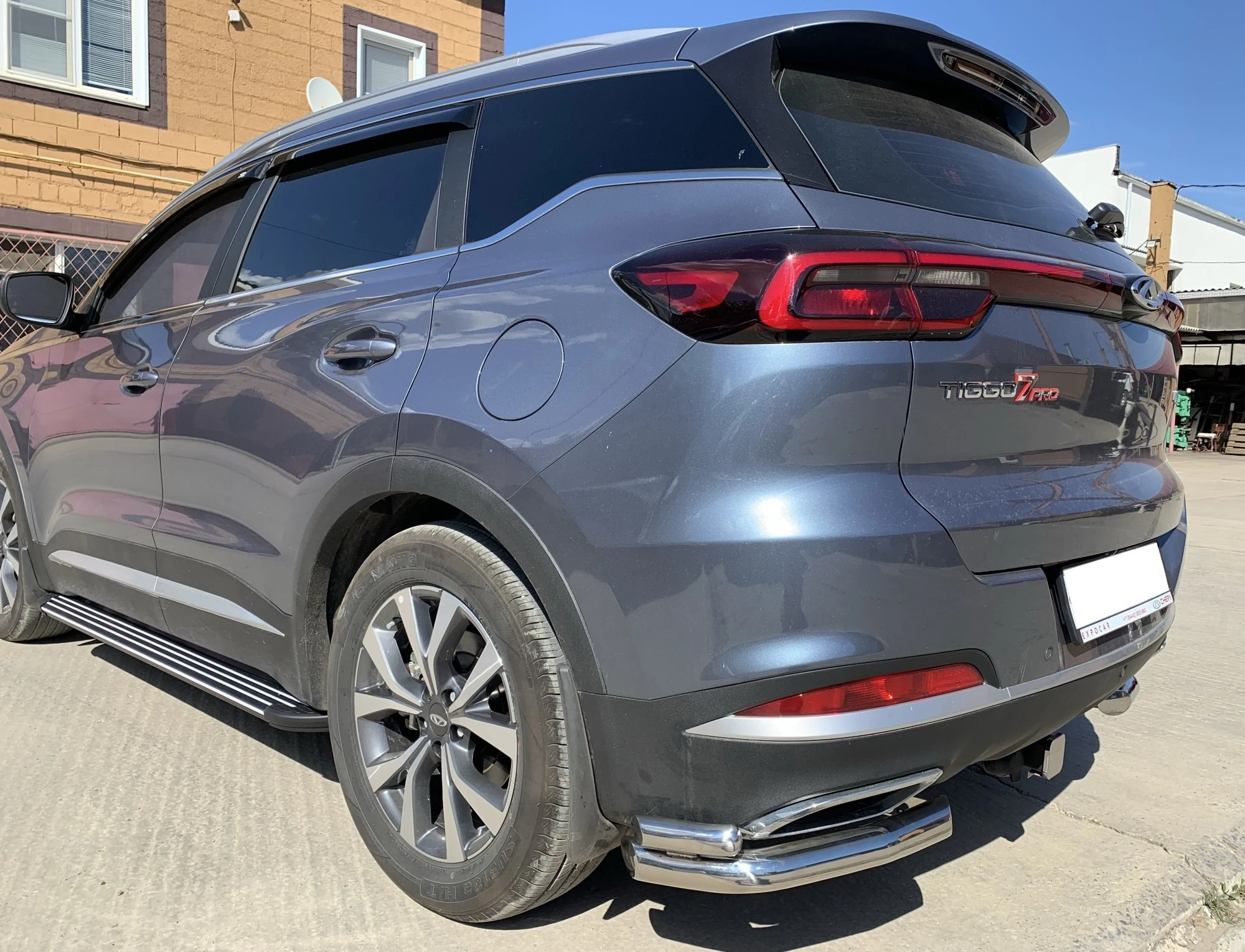 Защита заднего бампера угловая двойная d60/42 мм для Chery Tiggo 7 Pro I  Юко CTGP.7.21.19