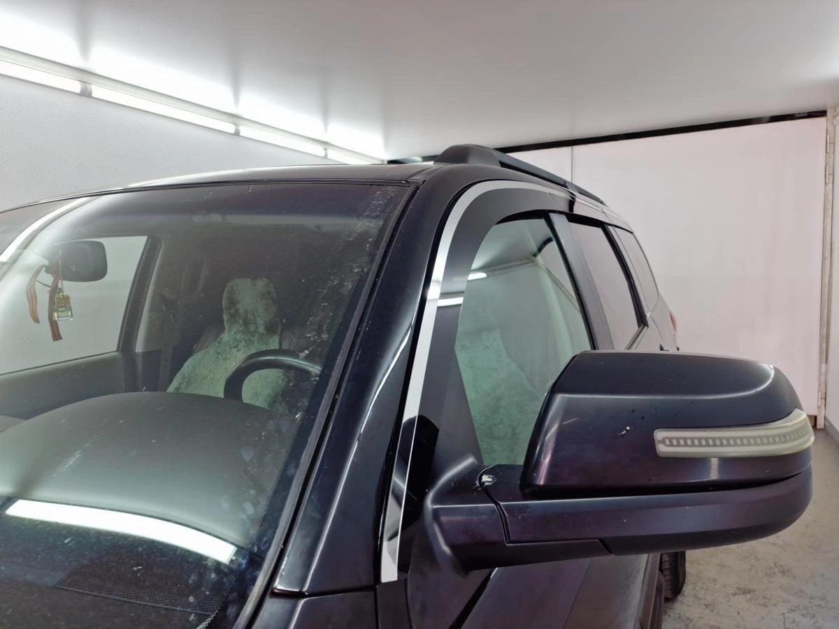 Дефлекторы окон 2D с хром накладками 6 шт. для Toyota Sequoia II Рестайлинг