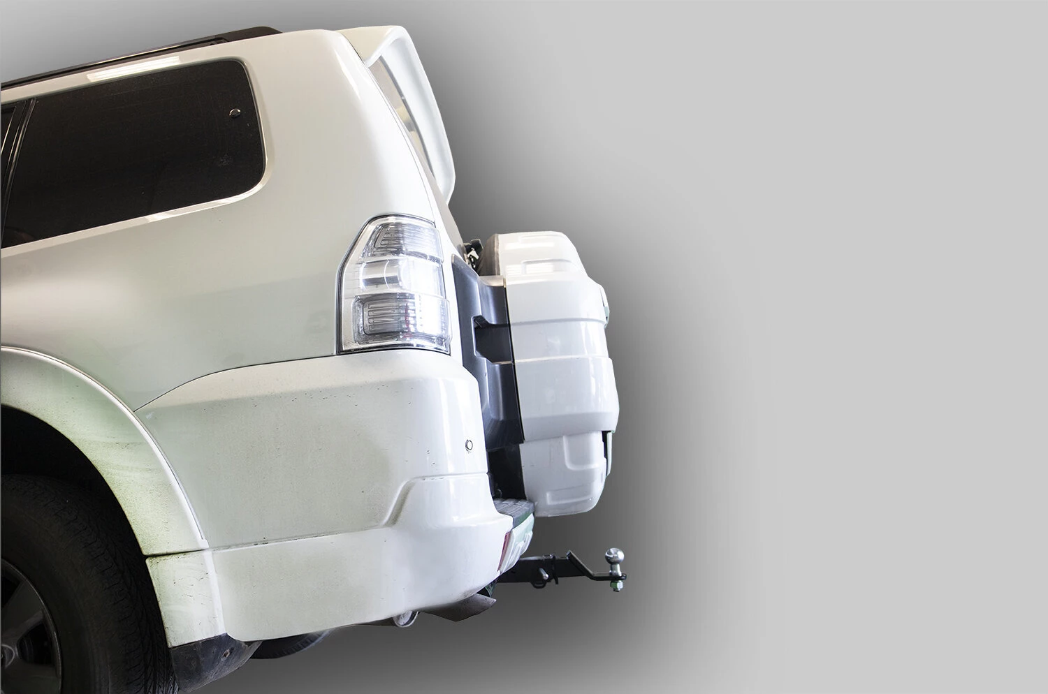 Фаркоп Leader с типом шара E для Mitsubishi Pajero IV Рестайлинг 1