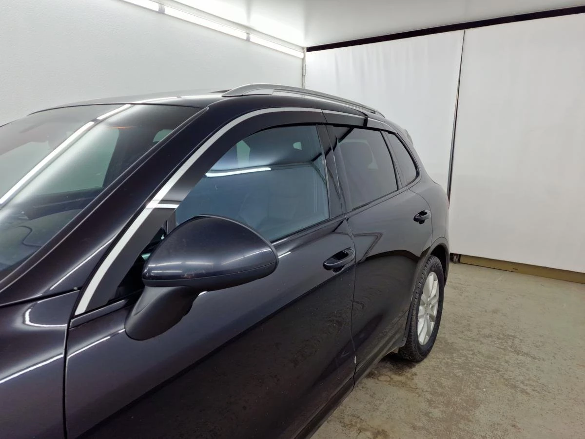 Дефлекторы окон 2D с хром накладками 6 шт. для Porsche Cayenne II (958) Черный Стрелка 11 2D247-6C.S11