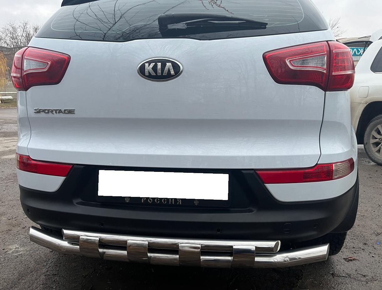 Защита заднего бампера двойная с перемычками d60/42 мм для Kia Sportage III