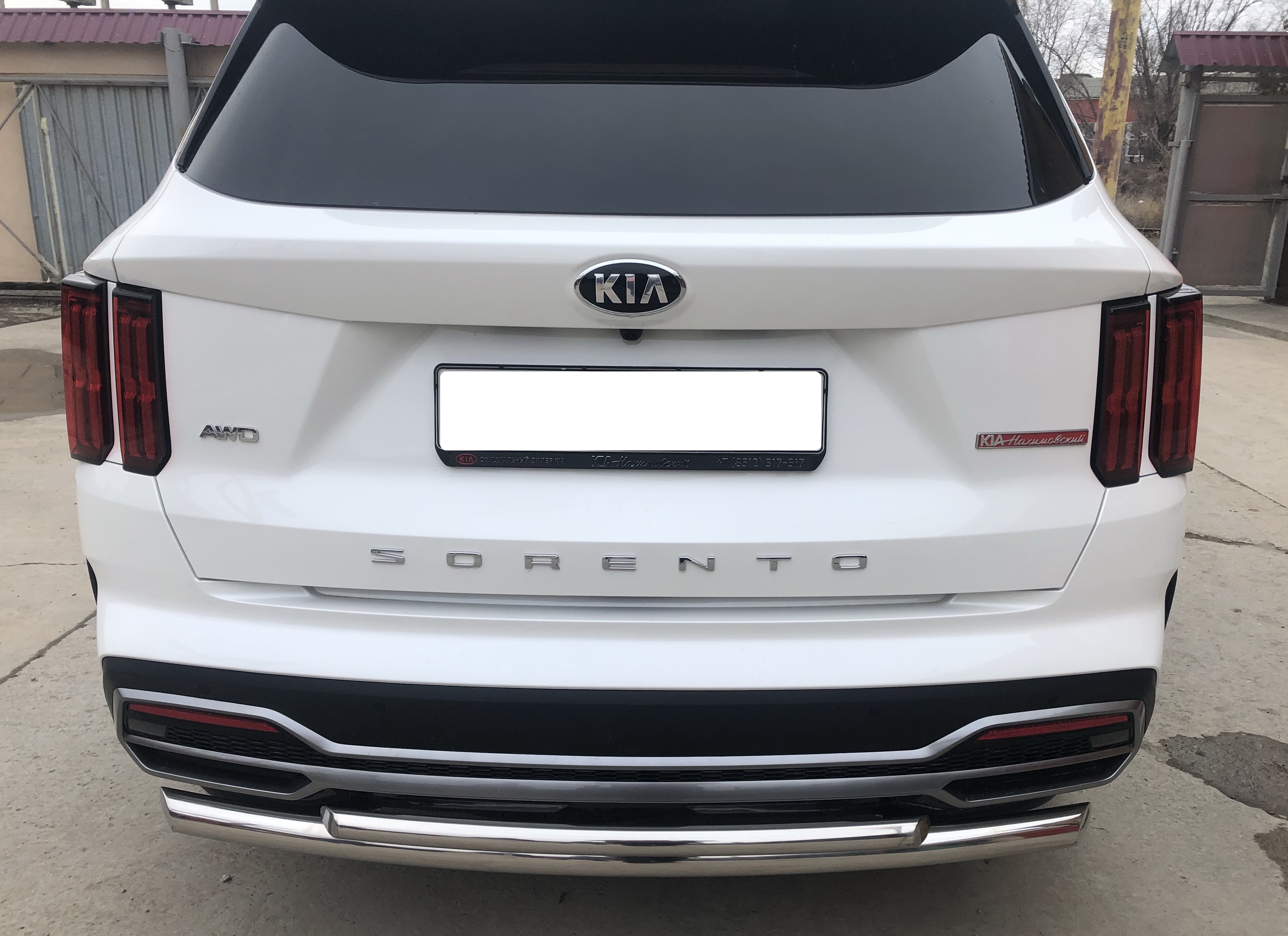 Защита заднего бампера двойная d60/42 мм для Kia Sorento IV