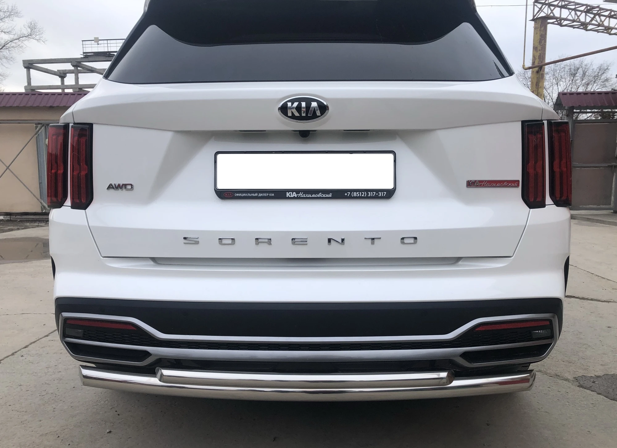 Защита заднего бампера двойная d60/42 мм для Kia Sorento IV  Юко KSRMQ4.20.13