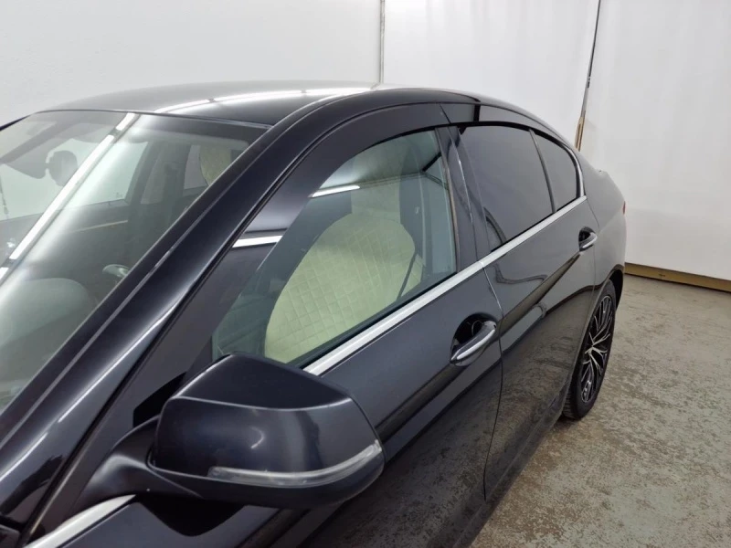 Дефлекторы окон 2D 4 шт. под наклоном для BMW 5 серии VI (F10/F11/F07) Черный Стрелка 11 2D403-4.S11