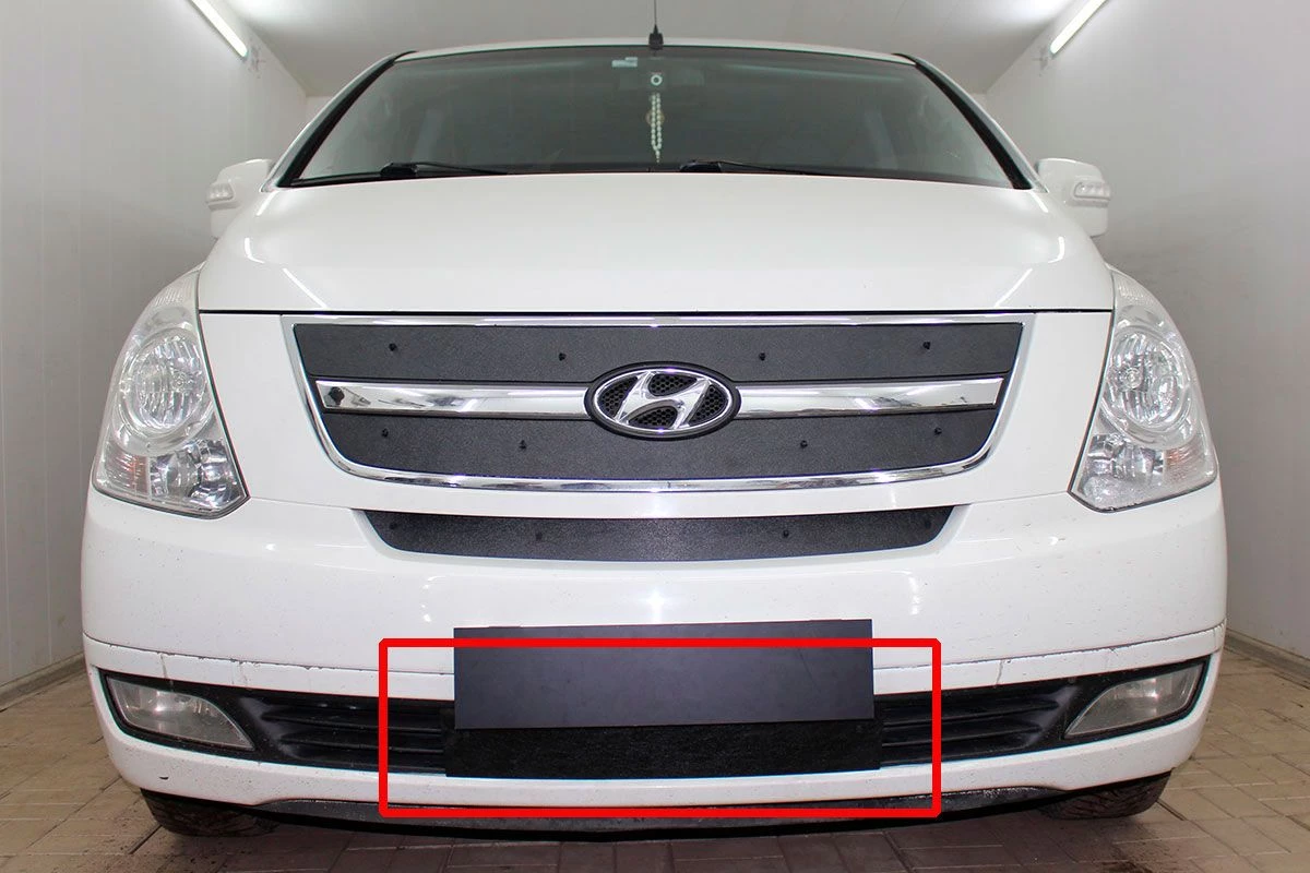 Зимняя заглушка радиатора на стяжке низ для Hyundai H-1 (Starex) II