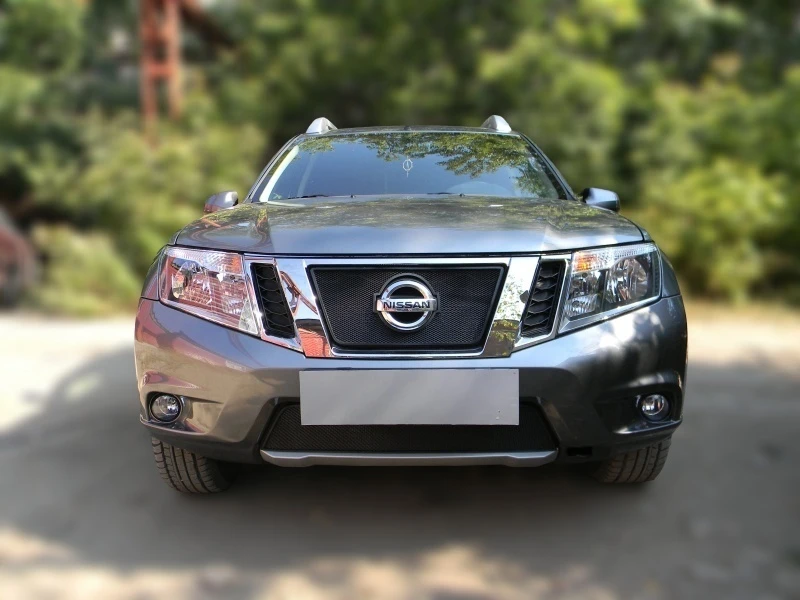 Комплект сеток black верх и низ для Nissan Terrano III (D10) Черный Стрелка 11 NISTER.top.black-NISTER.bot.black