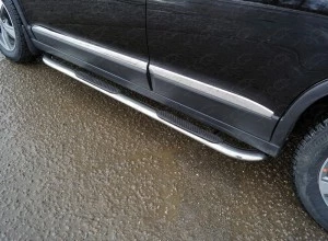 Пороги овальные гнутые с накладкой 75х42 мм для Haval H6