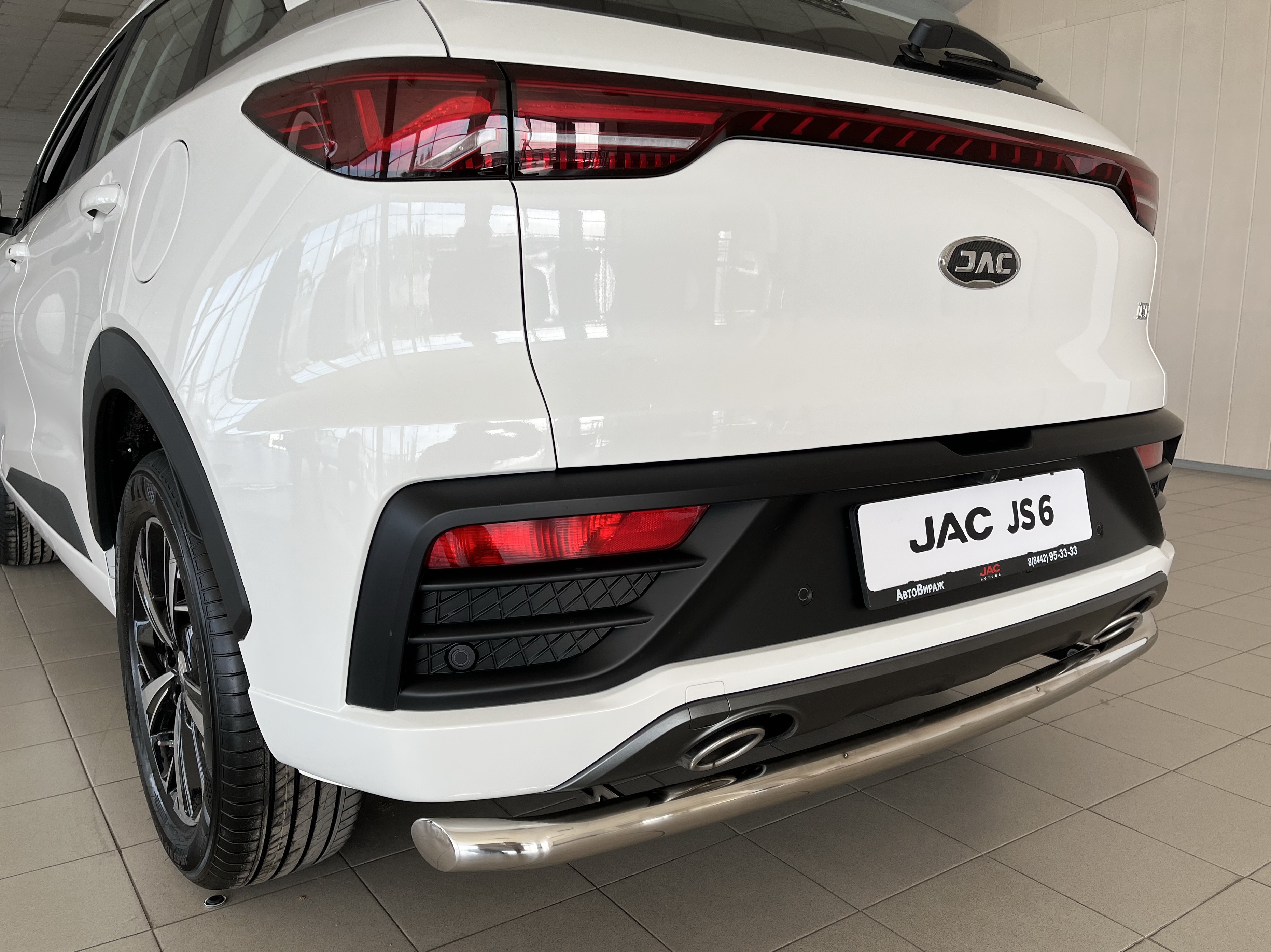Защита заднего бампера d60 мм для JAC JS6