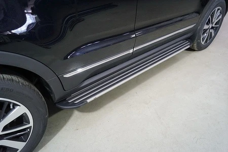 Пороги алюминиевые "Slim Line Silver" 1720 мм для Changan CS55 I Серебрянный ТСС CHANCS5522-21S