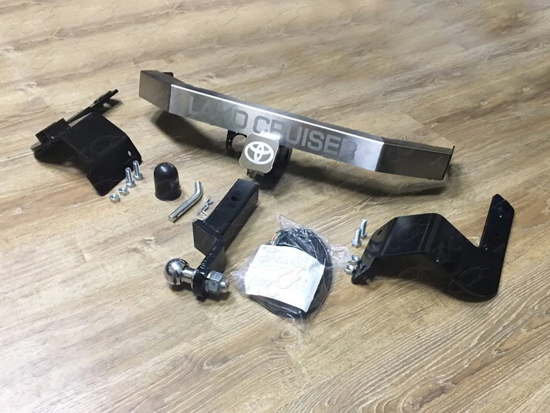 Фаркоп с типом шара Е нерж. для Toyota Land Cruiser 200 Series