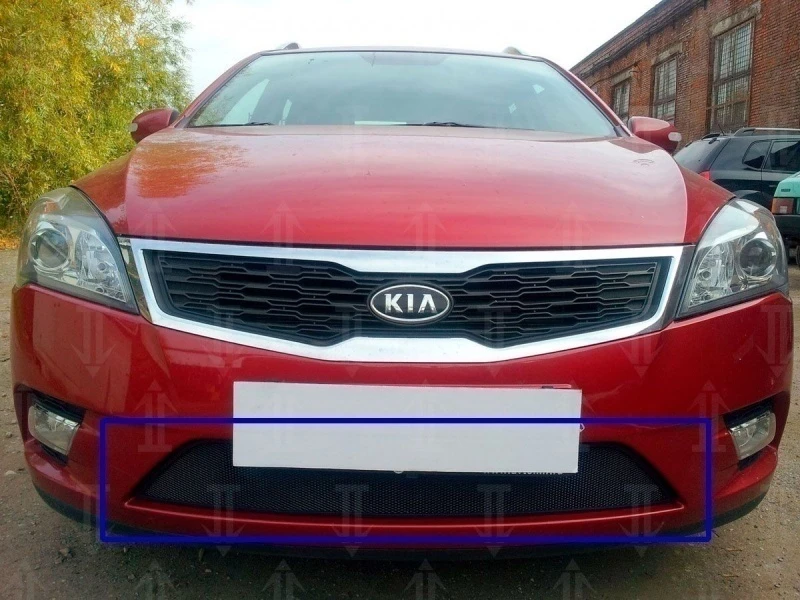 Защитная сетка радиатора для Kia Ceed I Рестайлинг Черный Стрелка 11 KCII.black