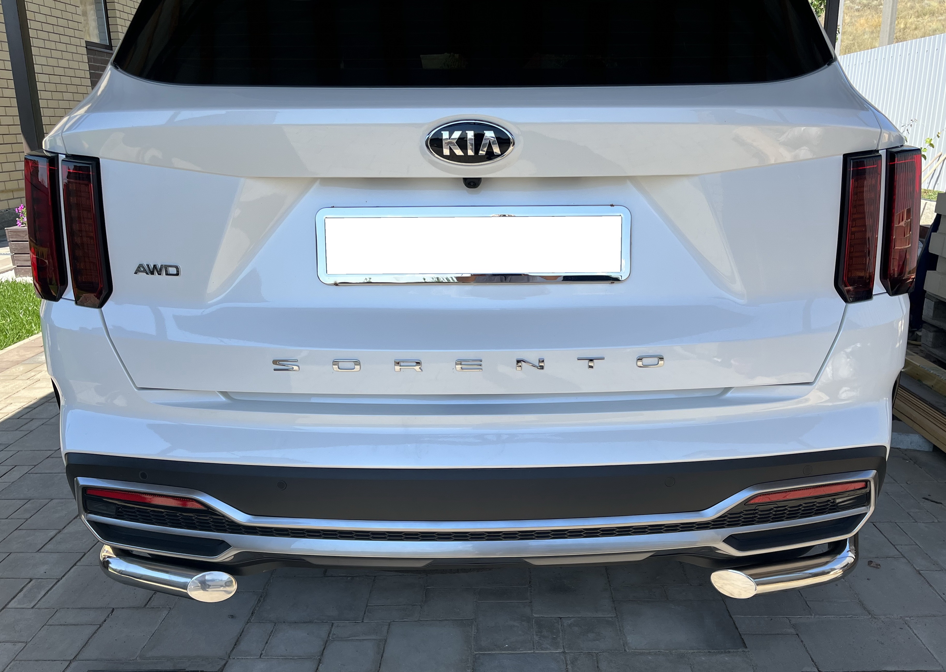 Защита заднего бампера угловая d60 мм для Kia Sorento IV