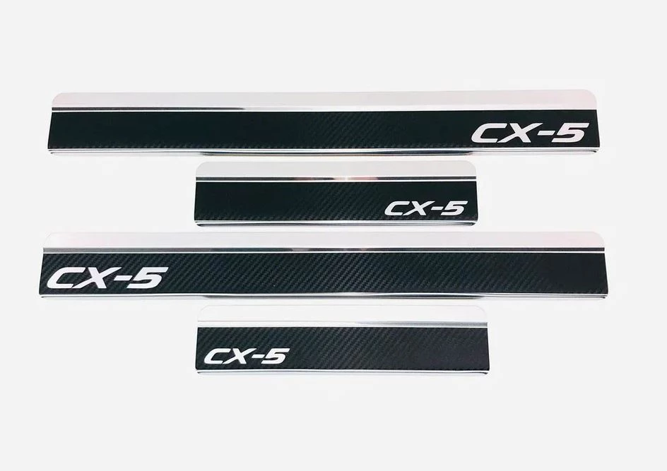 Накладки на пороги нержавеющая сталь под карбон 4шт. для Mazda CX-5 II