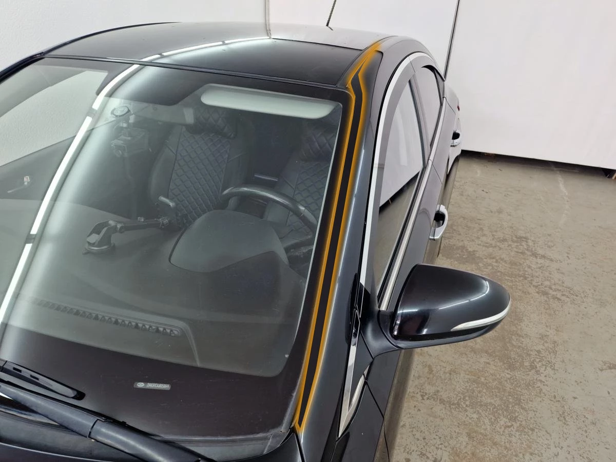 Водосток лобового стекла Премиум для Hyundai Solaris II Рестайлинг