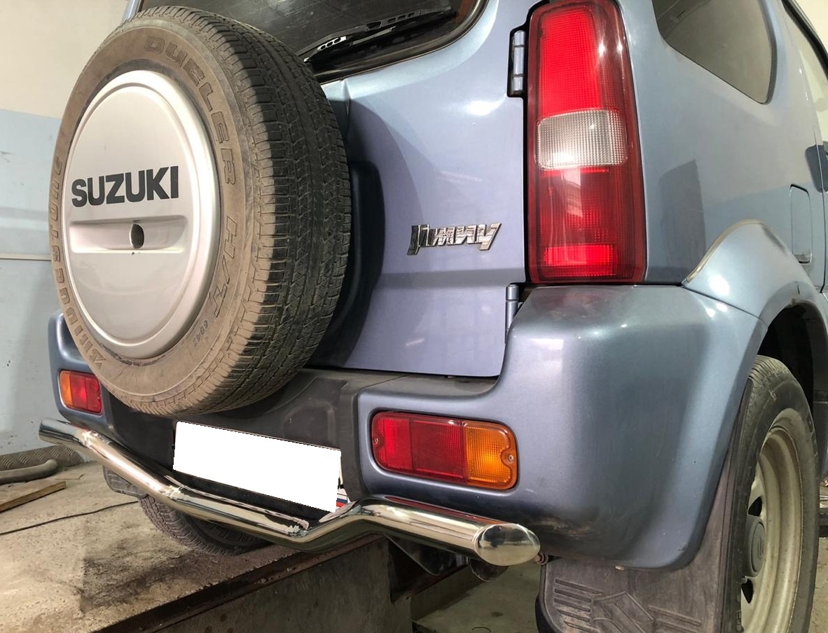 Защита заднего бампера волна d60 мм для Suzuki Jimny III Рестайлинг 2