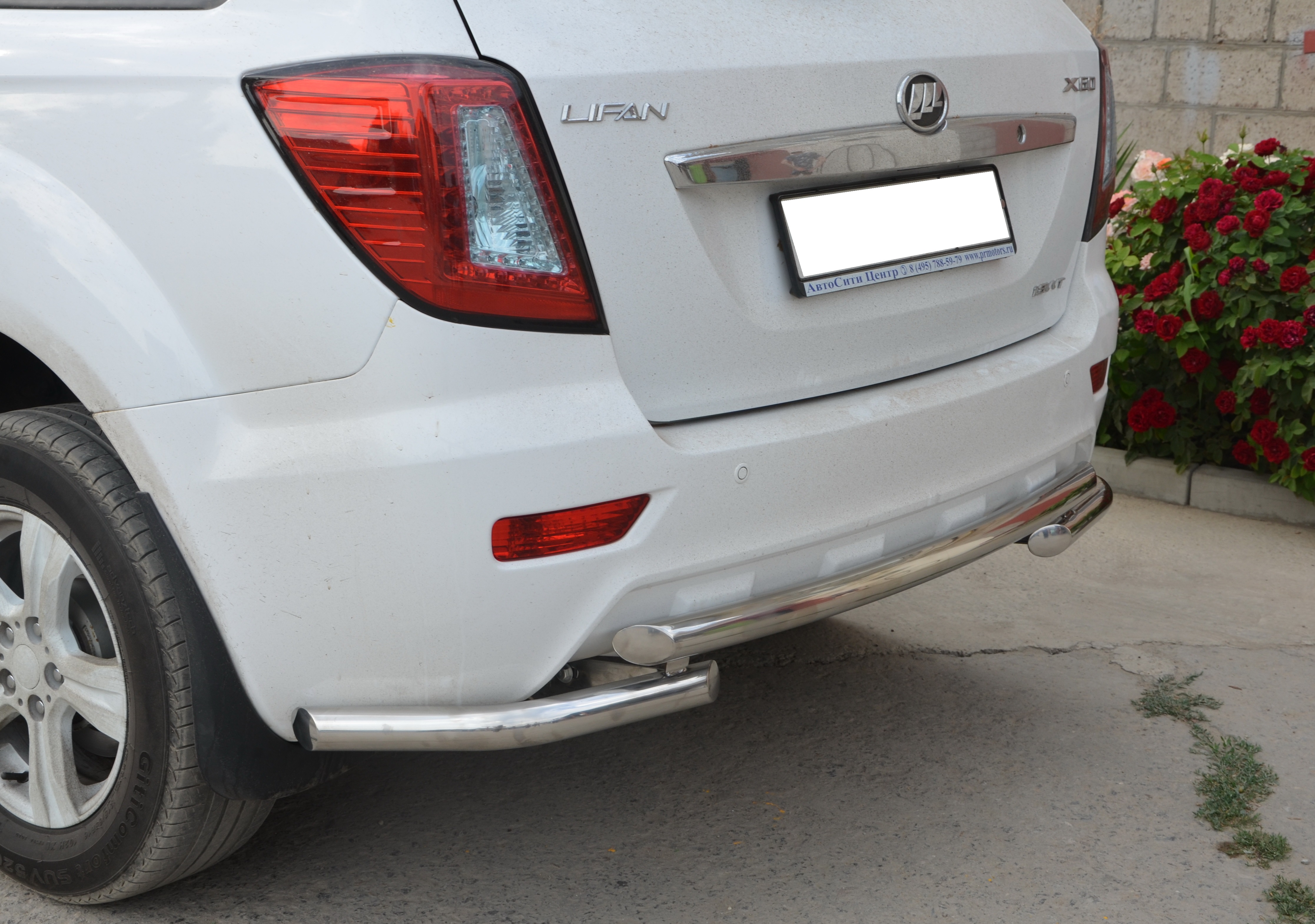 Защита заднего бампера угловая большая d53 мм для Lifan X60 I