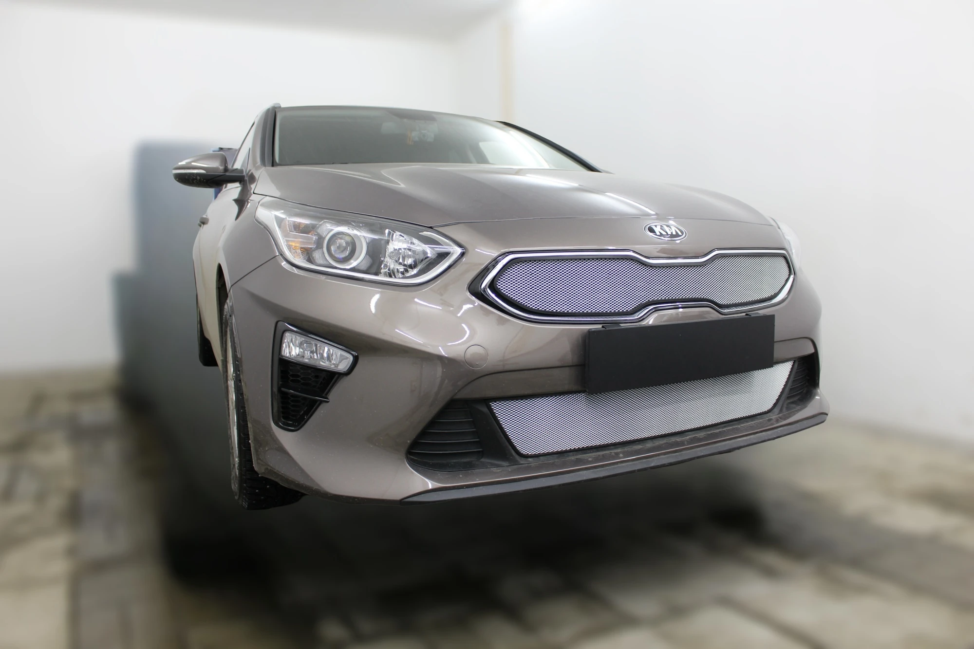 Комплект сеток chrome верх и низ для Kia Ceed III