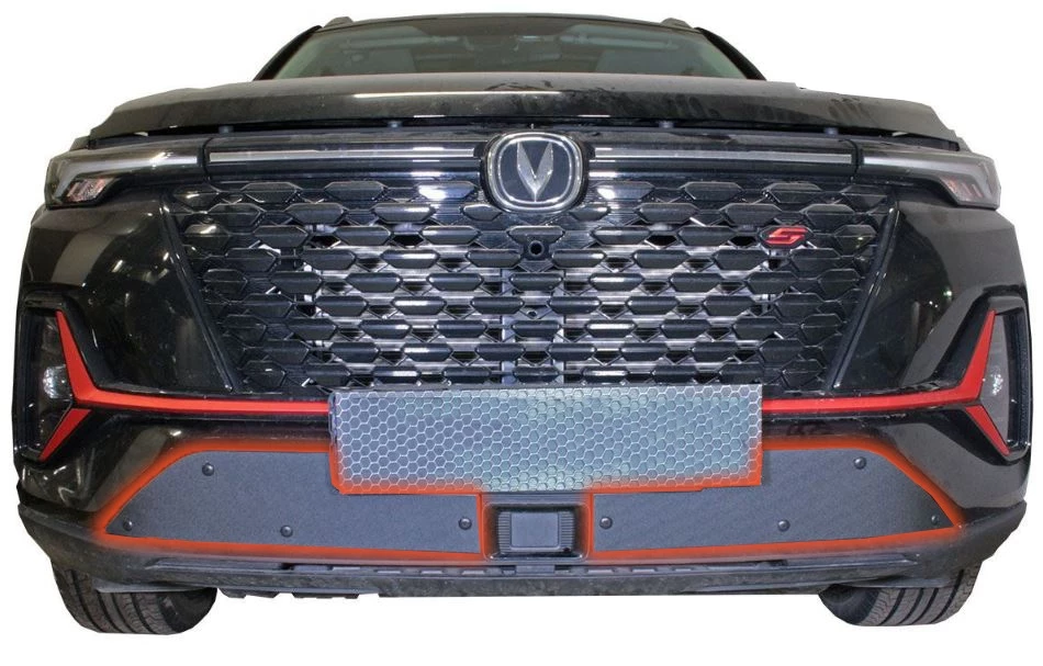 Зимняя заглушка радиатора к съемной сетке низ (2 части) для Changan CS35PLUS I Рестайлинг