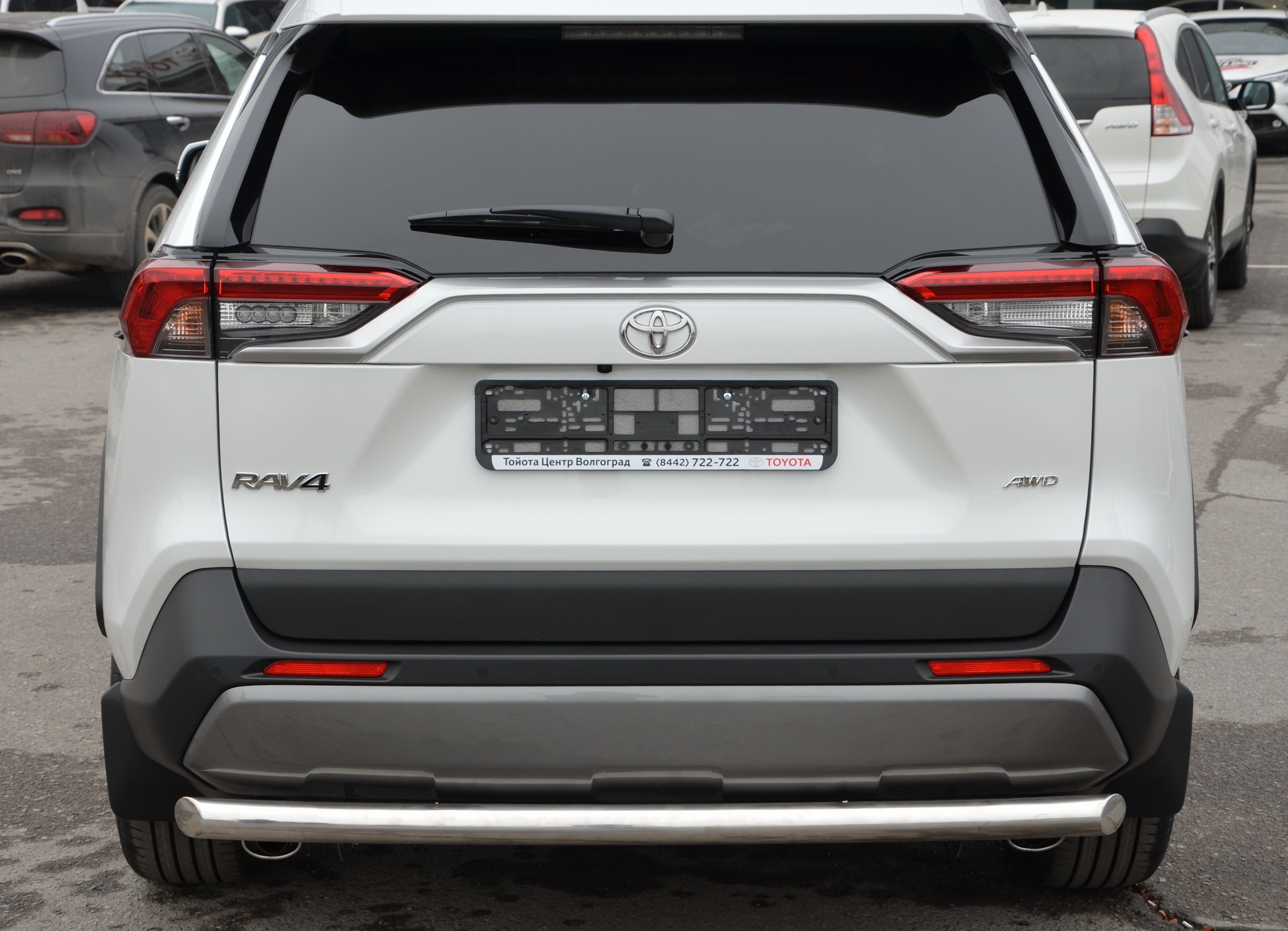 Защита заднего бампера d60 мм для Toyota RAV4 V (XA50)