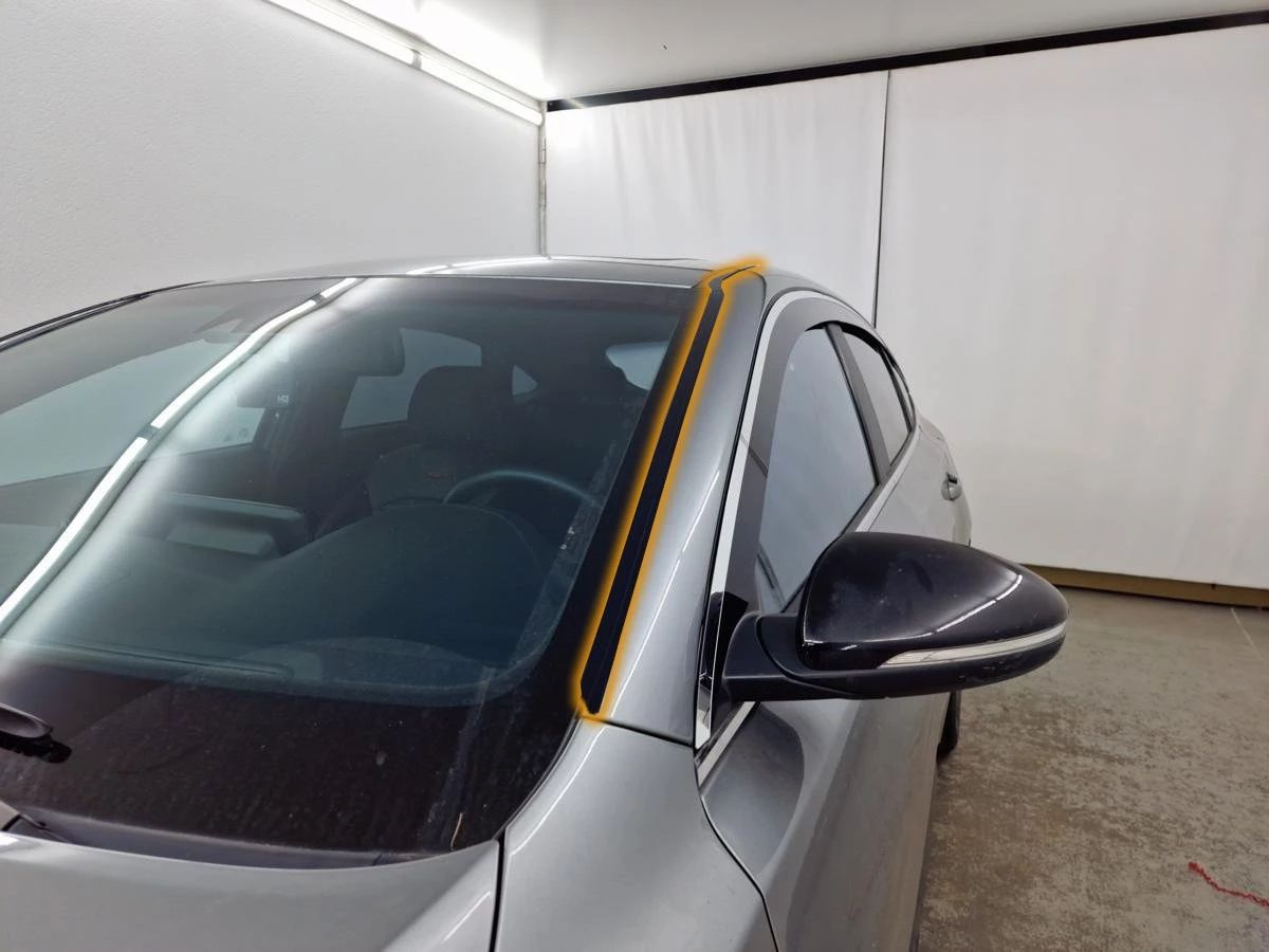 Водосток лобового стекла Премиум для Kia K3 I