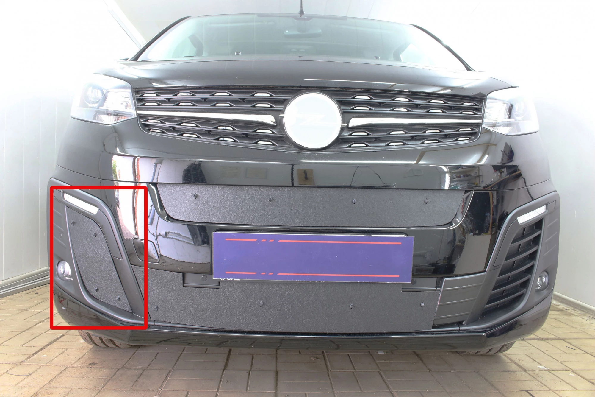 Зимняя заглушка радиатора на стяжке боковые для Opel Zafira Life I