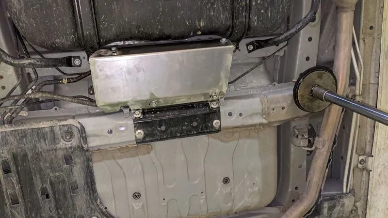 Защита адсорбера для Honda Stepwgn V Рестайлинг