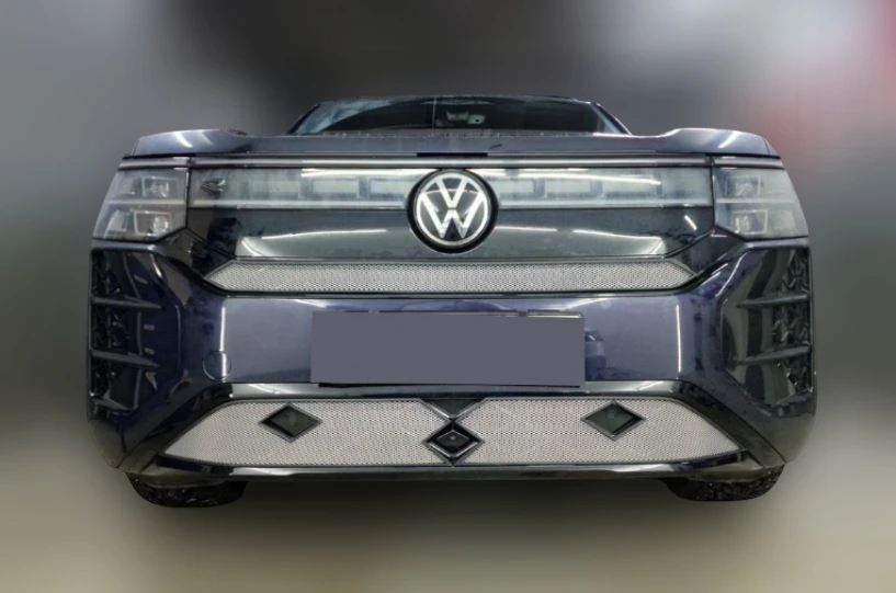 Комлпект защитных сеток радиатора верх с камерой и низ 2 части для Volkswagen Teramont II (China Market)