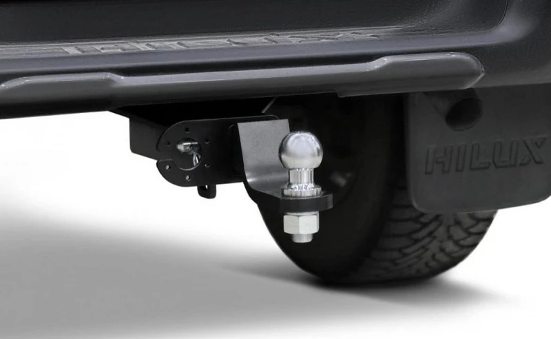 Фаркоп Berg с типом шара E для Toyota Hilux VIII Рестайлинг  Berg F.5718.001