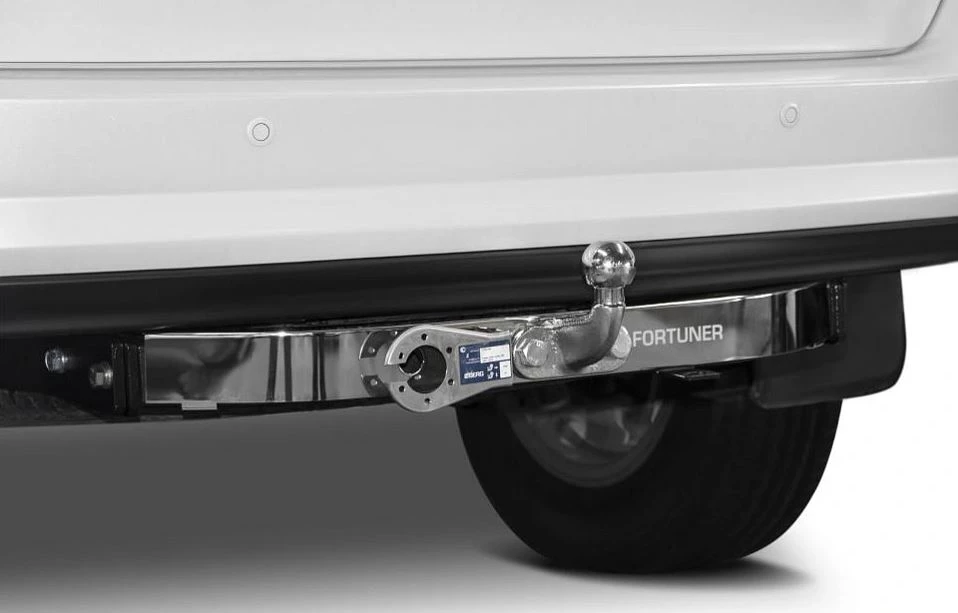 Фаркоп Berg с типом шара F с нерж.накладкой для Toyota Fortuner II Рестайлинг  Berg F.5715.002