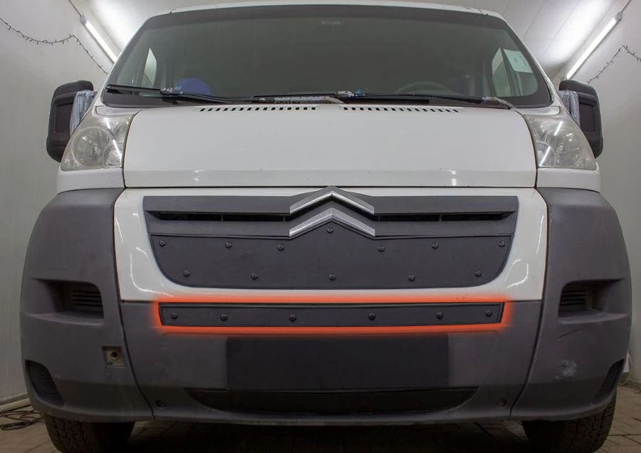 Зимняя заглушка радиатора к съемной сетке середина для Citroen Jumper  II