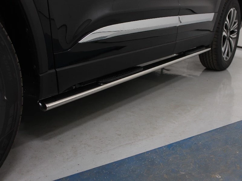 Пороги овальные с накладкой 75х42 мм для Chery Tiggo 8 I