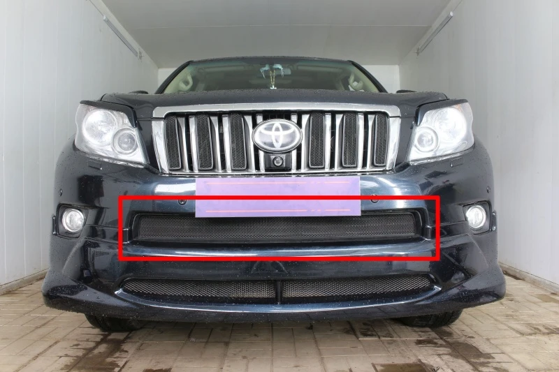 Защитная сетка радиатора низ для Toyota Land Cruiser Prado 150 Series Черный Стрелка 11 TLC150.black
