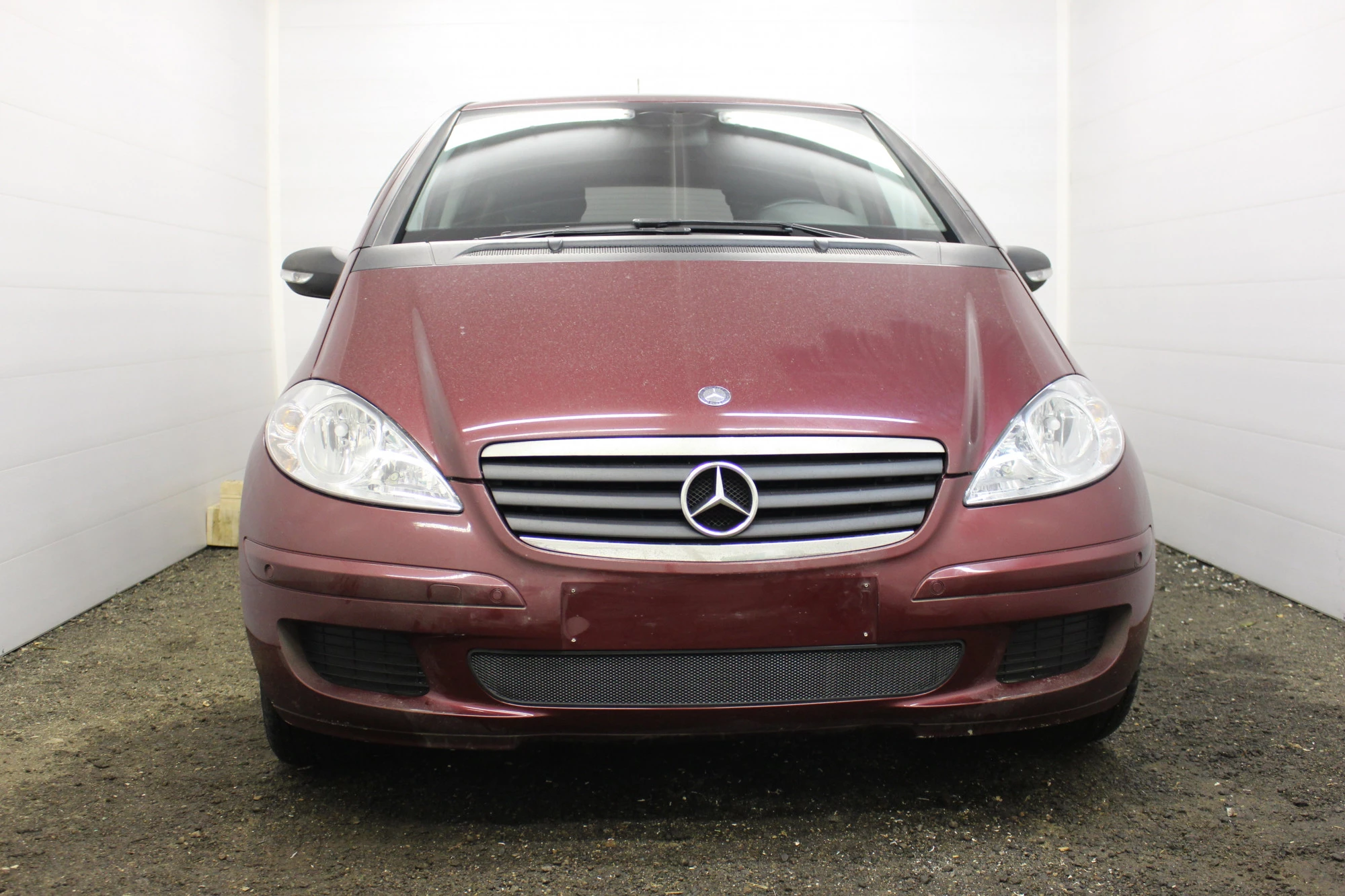 Защитная сетка радиатора для Mercedes-Benz A-Класс II (W169) Черный Стрелка 11 MBA04.black