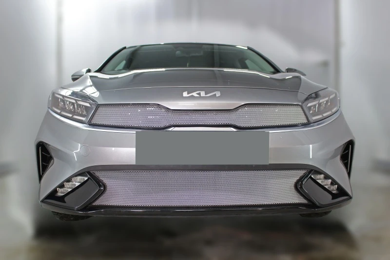 Комплект сеток chrome верх и низ для Kia Cerato IV Рестайлинг Хром Стрелка 11 KCER21.top.chrome-KCER21.bot.chrome