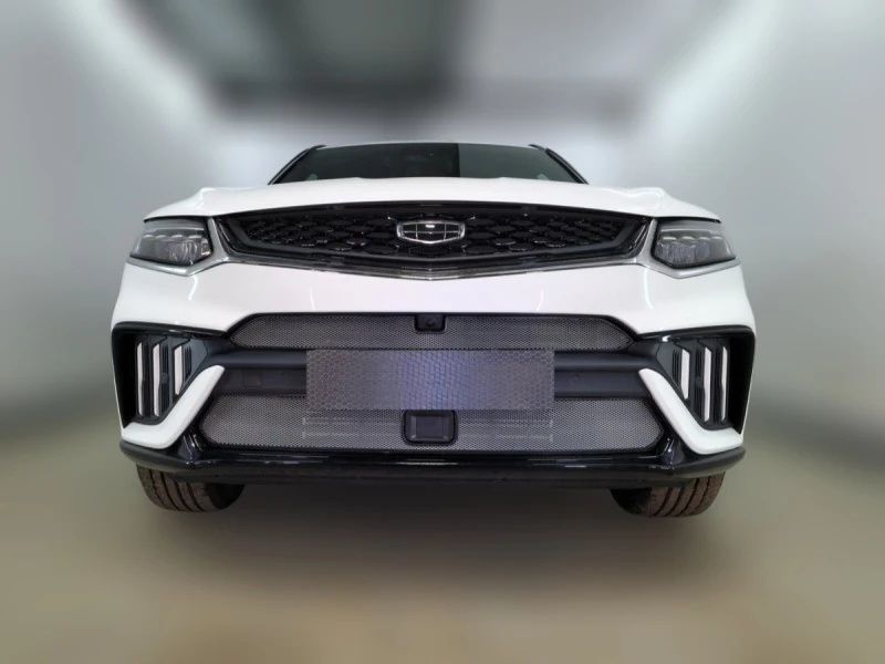 Комплект сеток chrome верх с камерой и низ с датчиками для Geely Tugella I Рест Хром Стрелка 11 GTUG23.top.chrome-GTUG23.bot.chrome