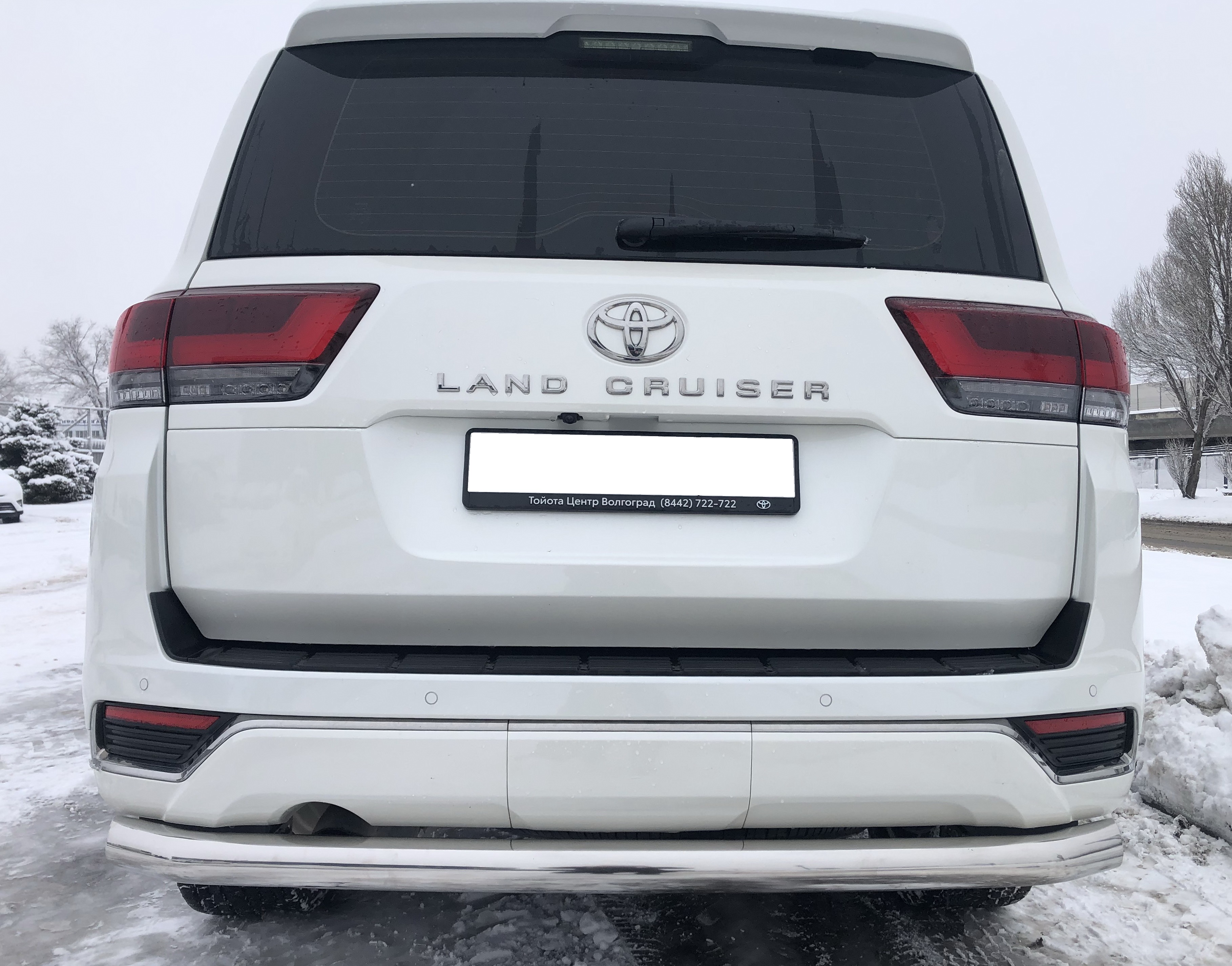 Защита заднего бампера d76 мм для Toyota Land Cruiser 300 Series