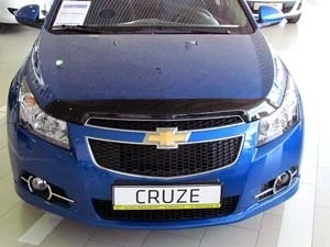 Дефлектор капота темный для Chevrolet Cruze I