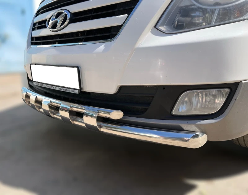 Защита переднего бампера двойная с перемычками d60/42 мм для Hyundai Grand Starex I  Юко HYGS.07.75