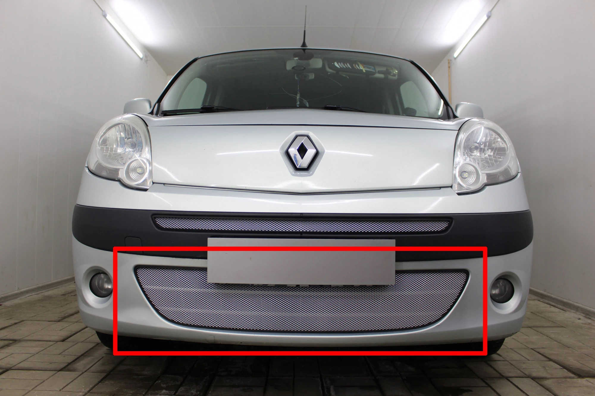 Защитная сетка радиатора низ для Renault Kangoo II Хром