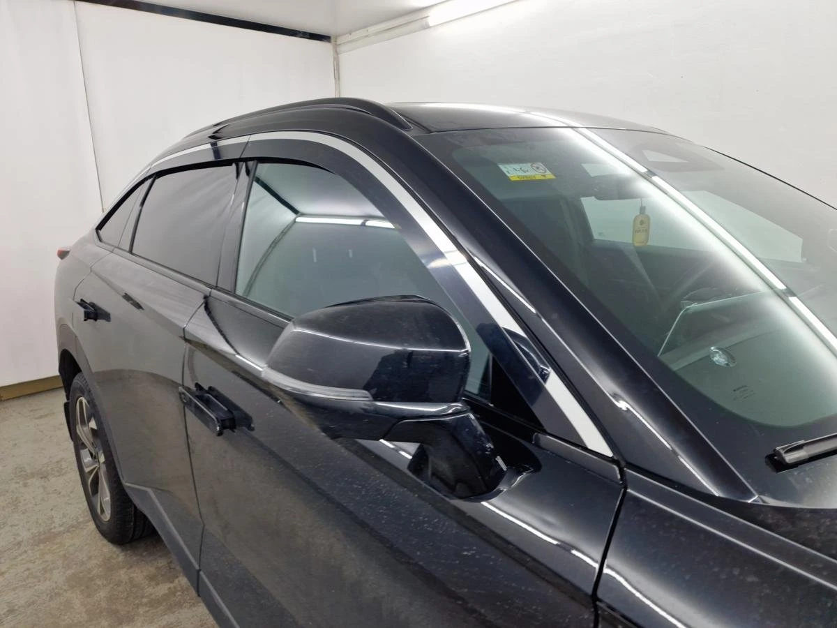 Дефлекторы окон 2D с хром накладками 6 шт. под наклоном для Haval F7x II