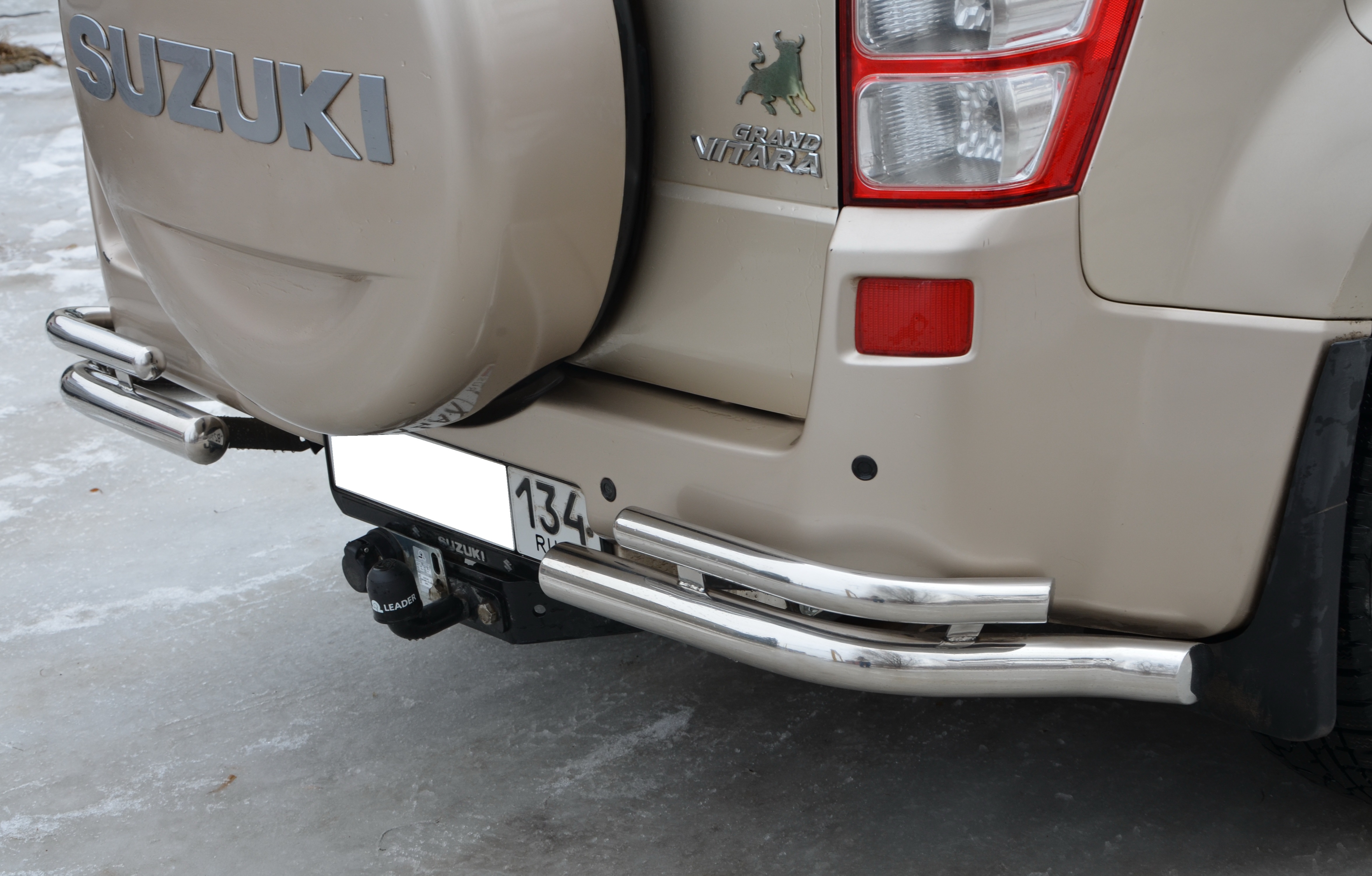 Защита заднего бампера угловая двойная d60/42 мм для Suzuki Grand Vitara III Рестайлинг 2
