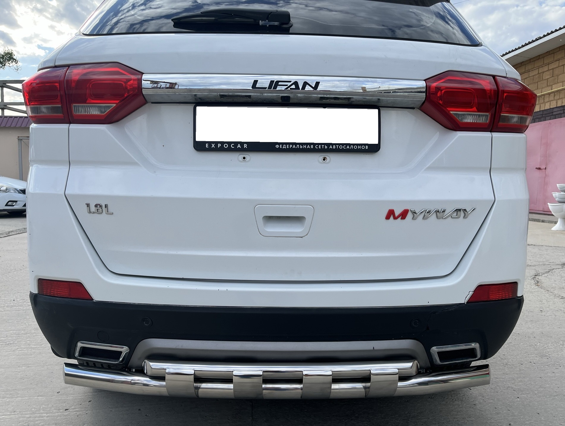 Защита заднего бампера двойная с перемычками d60/42 мм для Lifan Myway