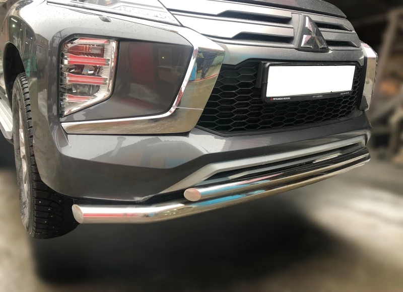 Защита переднего бампера двойная d60/42 мм для Mitsubishi Pajero Sport III Рестайлинг  Юко MSPS.21.03