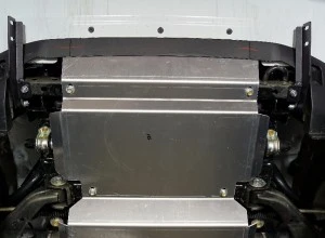 Защита радиатора для Isuzu D-Max III  ТСС ZKTCC00521