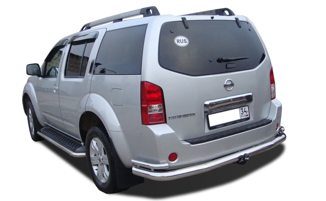 Защита заднего бампера угловая большая двойная d76/42 мм для Nissan Pathfinder III