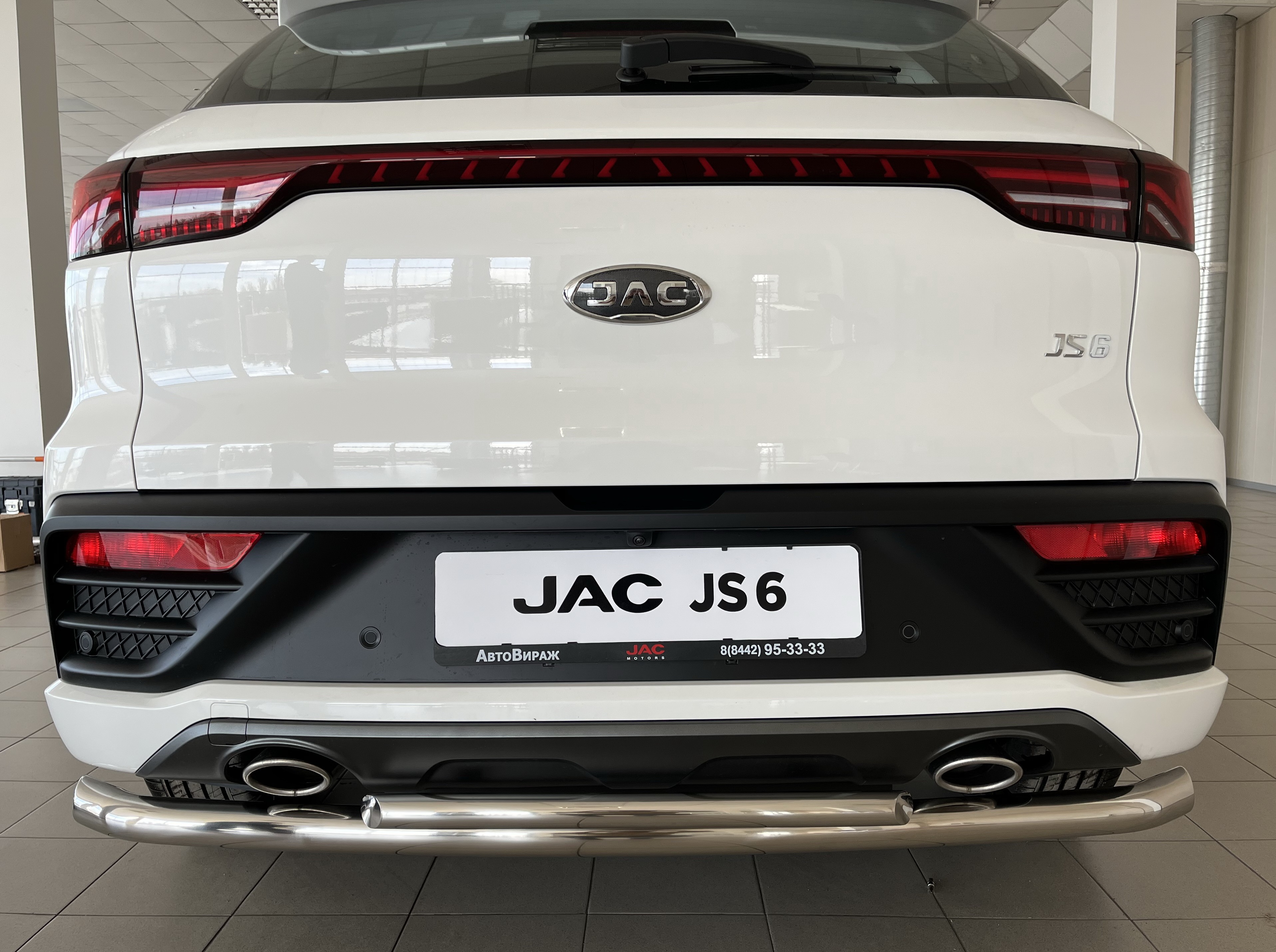 Защита заднего бампера двойная d60/42 мм для JAC JS6