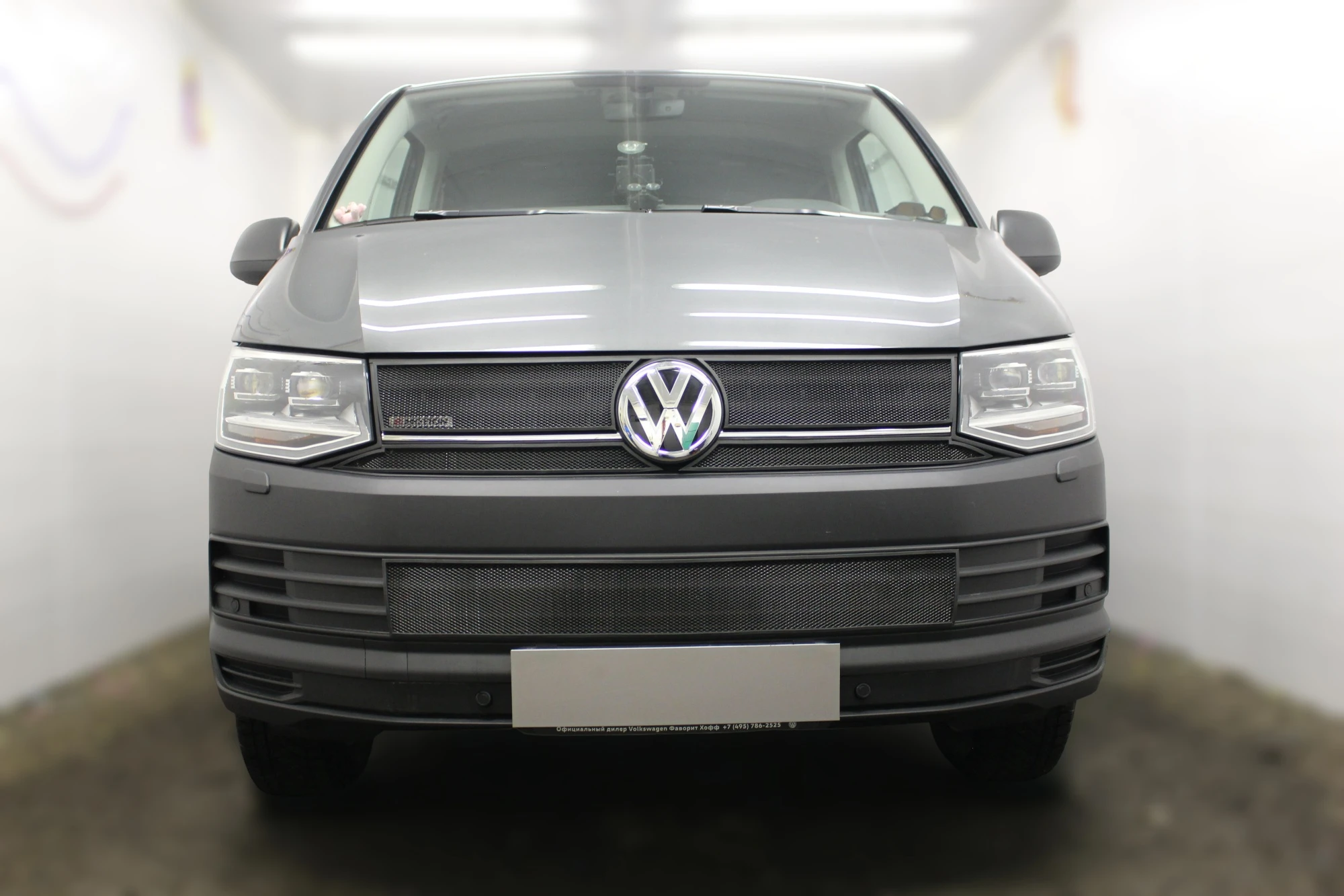 Комплект сеток black верх 4 части верх и низ для Volkswagen Transporter T6