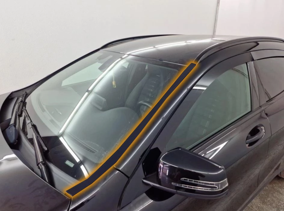 Водосток лобового стекла Премиум для Mercedes-Benz GLA I (X156) Рестайлинг Черный