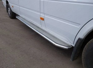 Порог с площадкой (нерж. лист) 42,4 мм для Mercedes-Benz Sprinter Classic I (W909) Рестайлинг  ТСС MERSPR14-05