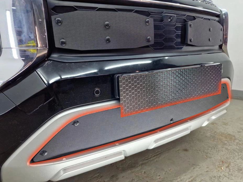 Зимняя заглушка радиатора к съемной сетке низ для Mitsubishi Outlander IV